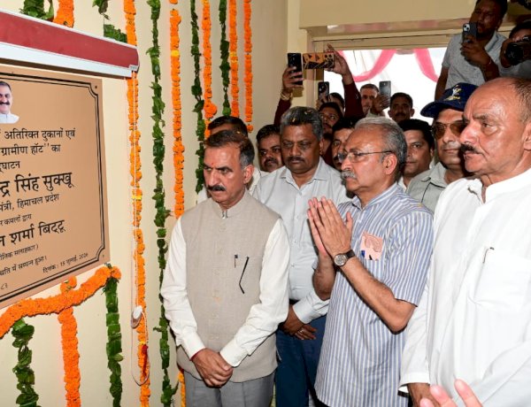 गरीब एवं भूमिहीन लोगों के अतिक्रमण के मामलों में रियायत के लिए बनाएंगे नीति- मुख्यमंत्री