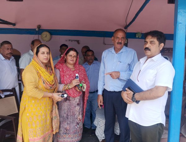 किसानों की आय बढ़ाने के लिए मुख्यमंत्री ने लिए ऐतिहासिक निर्णय : कुलदीप सिंह पठानिया