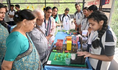हिम अकादमी पब्लिक स्कूल में इंटरैक्ट एवं रोटरैक्ट क्लब का संयुक्त स्थापना समारोह और वरिष्ठ नागरिक दिवस मनाया गया