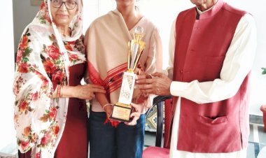 राज्य स्तरीय शतरंज प्रतियोगिता में प्रथम स्थान हासिल करने पर अर्निका ठाकुर सम्मानित