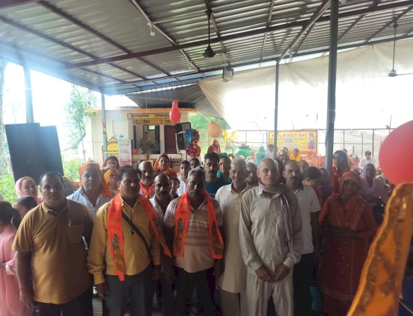 श्रीमद्भागवत कथा में नरेश कुमार दर्जी ने की सहभागिता, धर्मकार्य के लिए ₹21 हजार की श्रद्धा राशि समर्पित