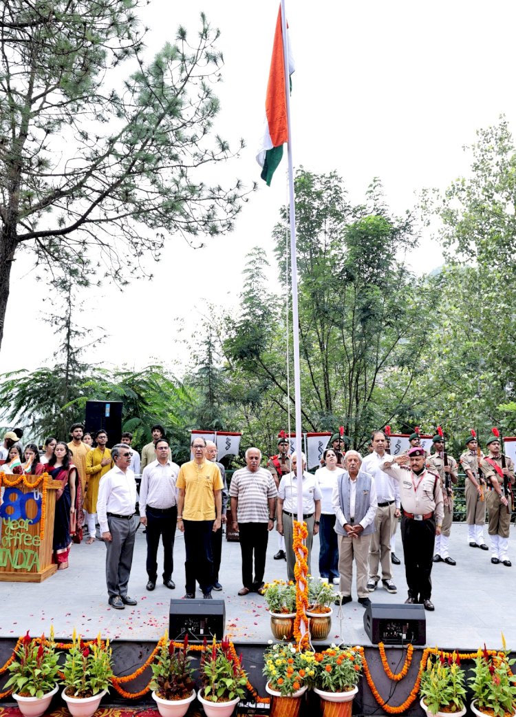 शूलिनी में सांस्कृतिक कार्यक्रमों के साथ 80वां स्वतंत्रता दिवस मनाया गया