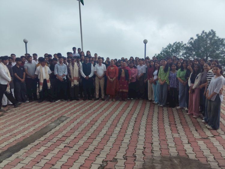 बाहरा विश्वविद्यालय के विद्यार्थियों ने IAMD के साथ मनाया स्वतंत्रता दिवस सोलन, हिमाचल प्रदेश | 15 अगस्त 2026