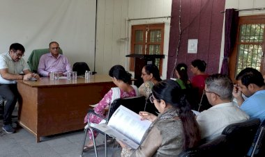 हमीरपुर खंड में सुख शिक्षा योजना के लाभार्थियों को दी 36.32 लाख रुपये की मदद