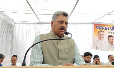 सरकार को अपने क्षेत्रों की जरुरतों से अवगत करवाएं पंचायत जनप्रतिनिधि : सुरेश कुमार