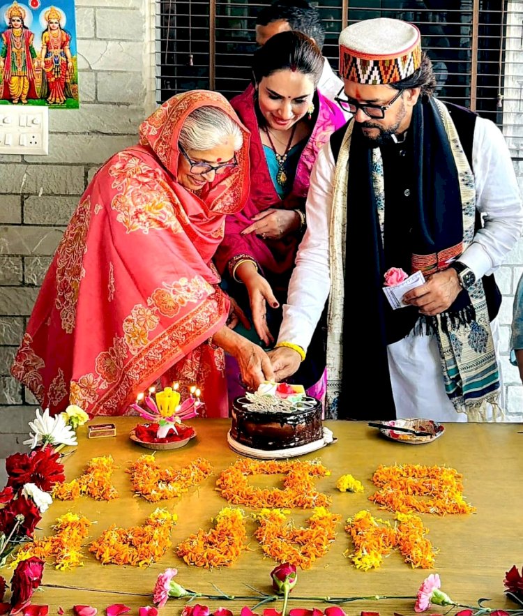अनुराग सिंह ठाकुर के जन्मदिन पर हमीरपुर में जगह-जगह हुए कार्यक्रम, बड़ी संख्या में लोगों और भाजपा कार्यकर्ताओं ने मनाया उत्सव